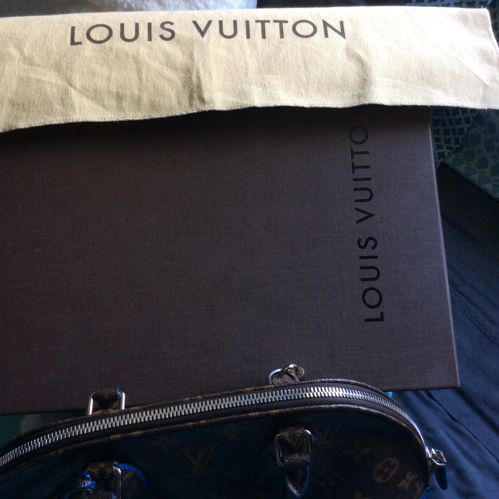 Louis Vuiton Alma Handbag Monogram Shine Canvas PM - Picture 8 of 8